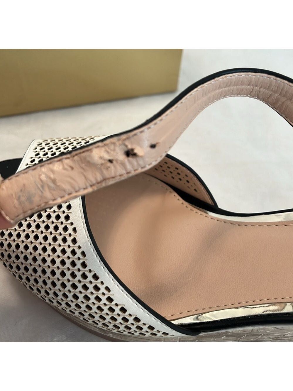 Azura Liefde Off White Wedge Sandal - Picture 3 of 16
